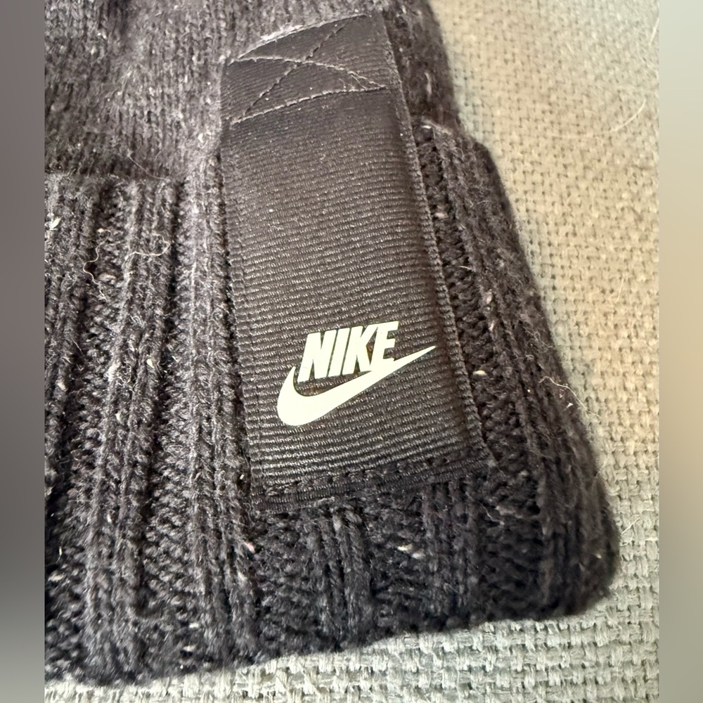 Nike Black Ribbed Knit Beanie with Logo Patch - Picture 3 of 5